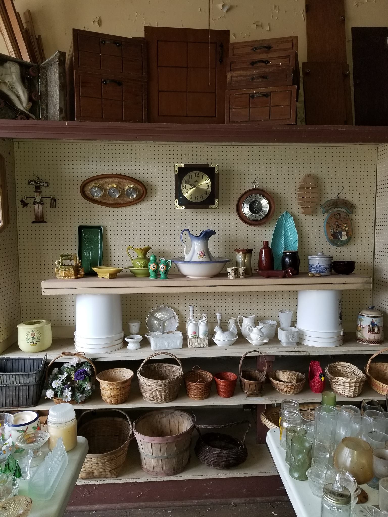 1736549735-store pic.jpg